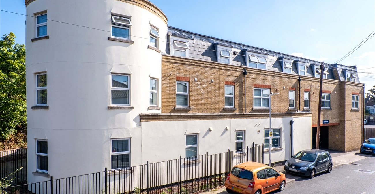 1 bedroom property for sale in Northfleet | Robinson Michael & Jackson