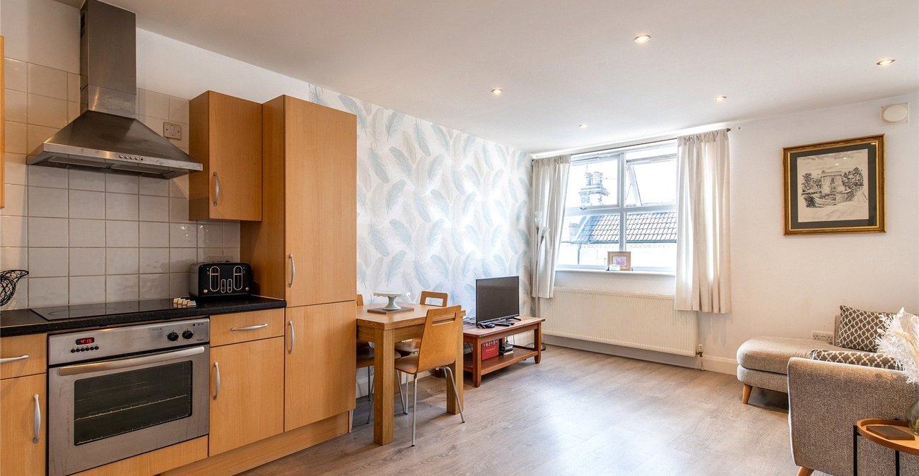 1 bedroom property for sale in Northfleet | Robinson Michael & Jackson
