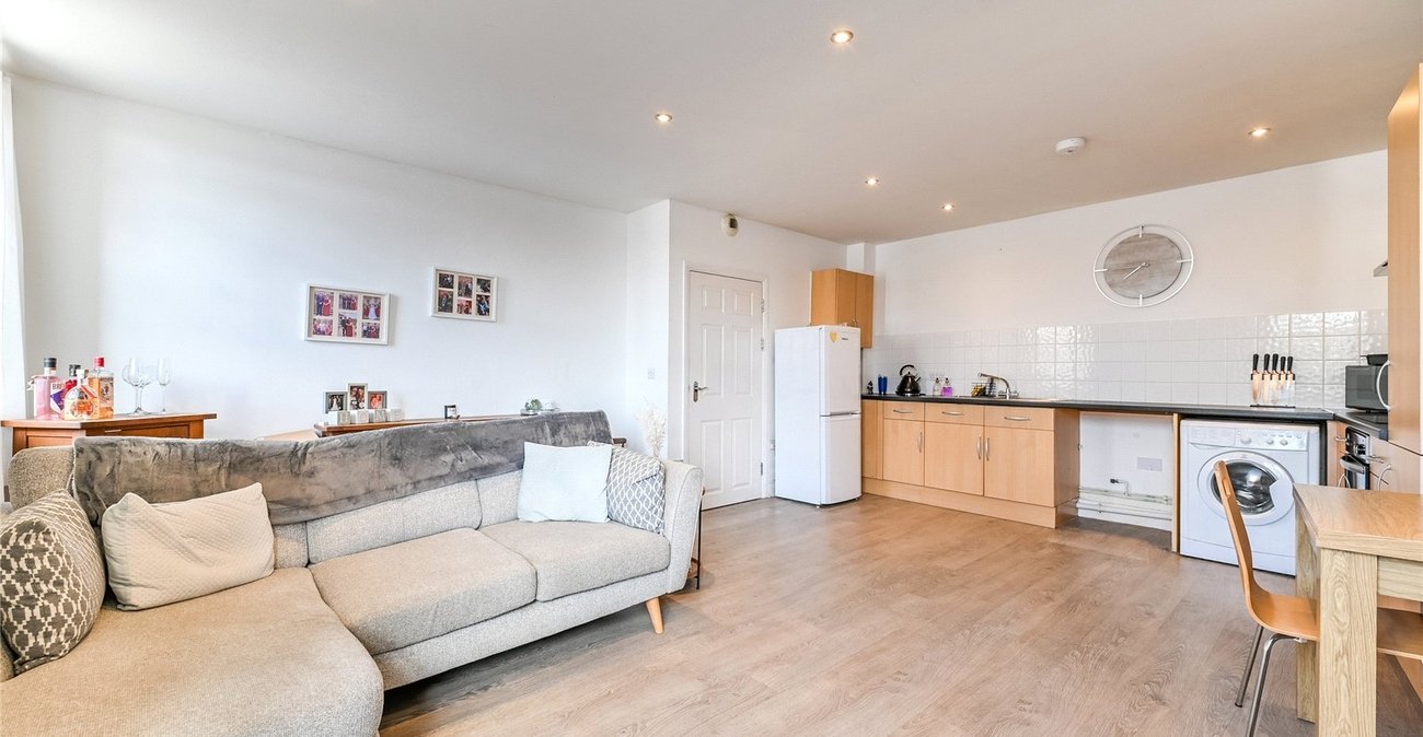 1 bedroom property for sale in Northfleet | Robinson Michael & Jackson