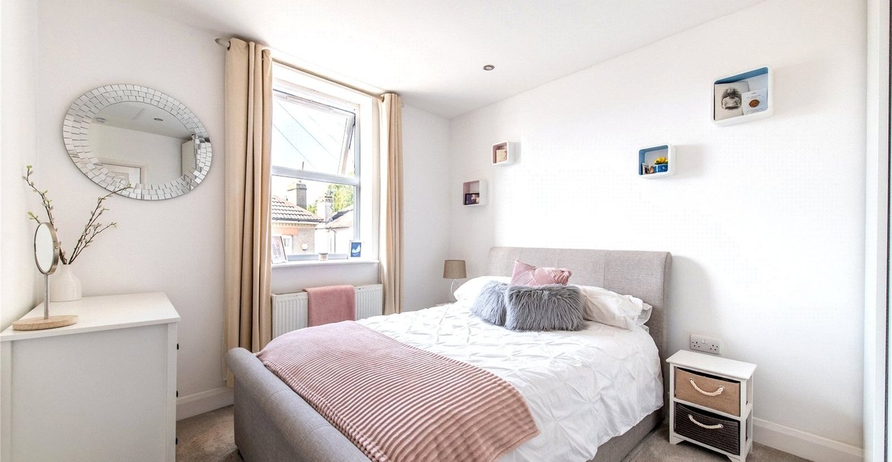 1 bedroom property for sale in Northfleet | Robinson Michael & Jackson