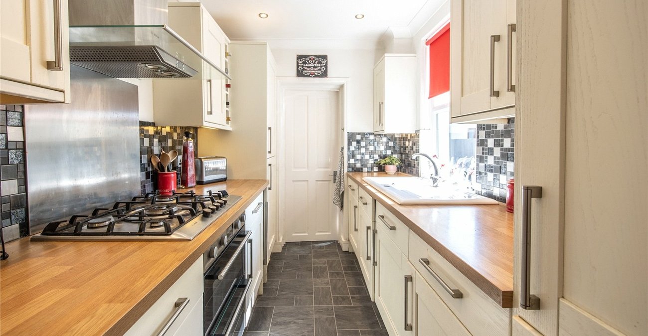 2 bedroom house for sale in Maidstone | Robinson Michael & Jackson