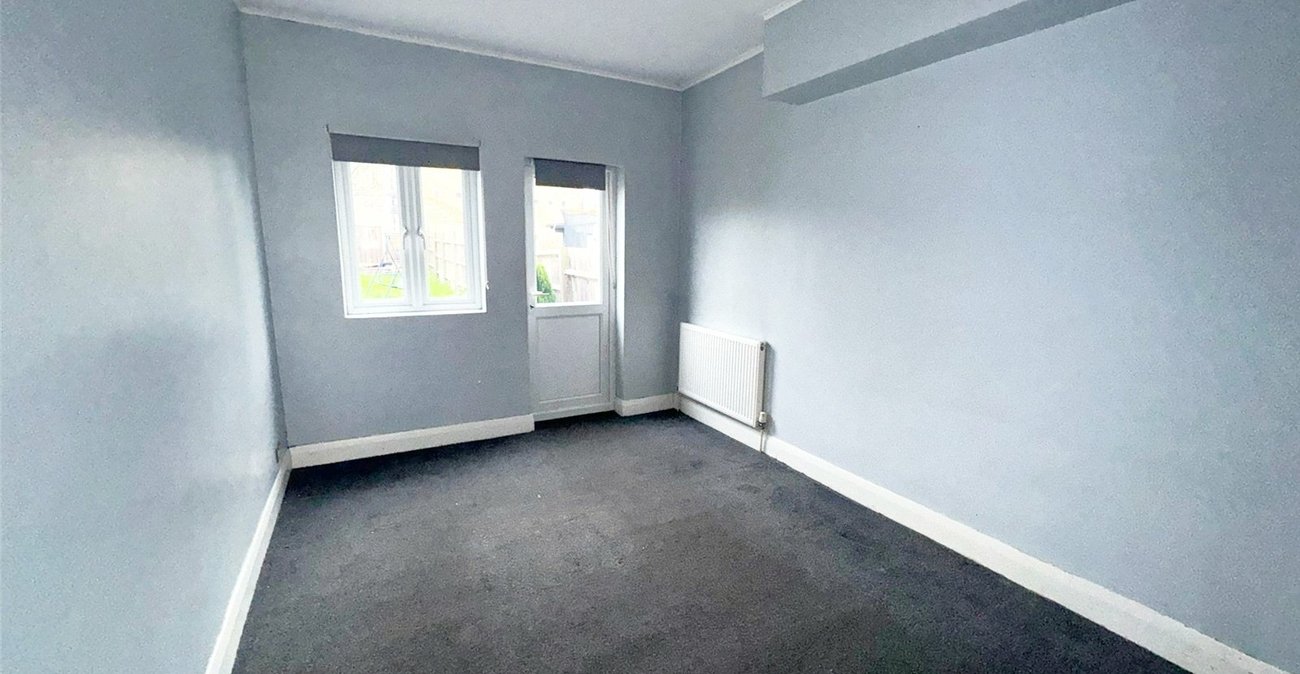 2 bedroom property for sale in Catford | Robinson Jackson