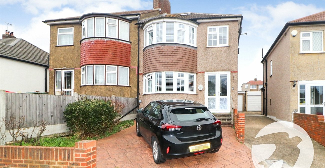 3 bedroom house for sale in Bexleyheath | Robinson Jackson