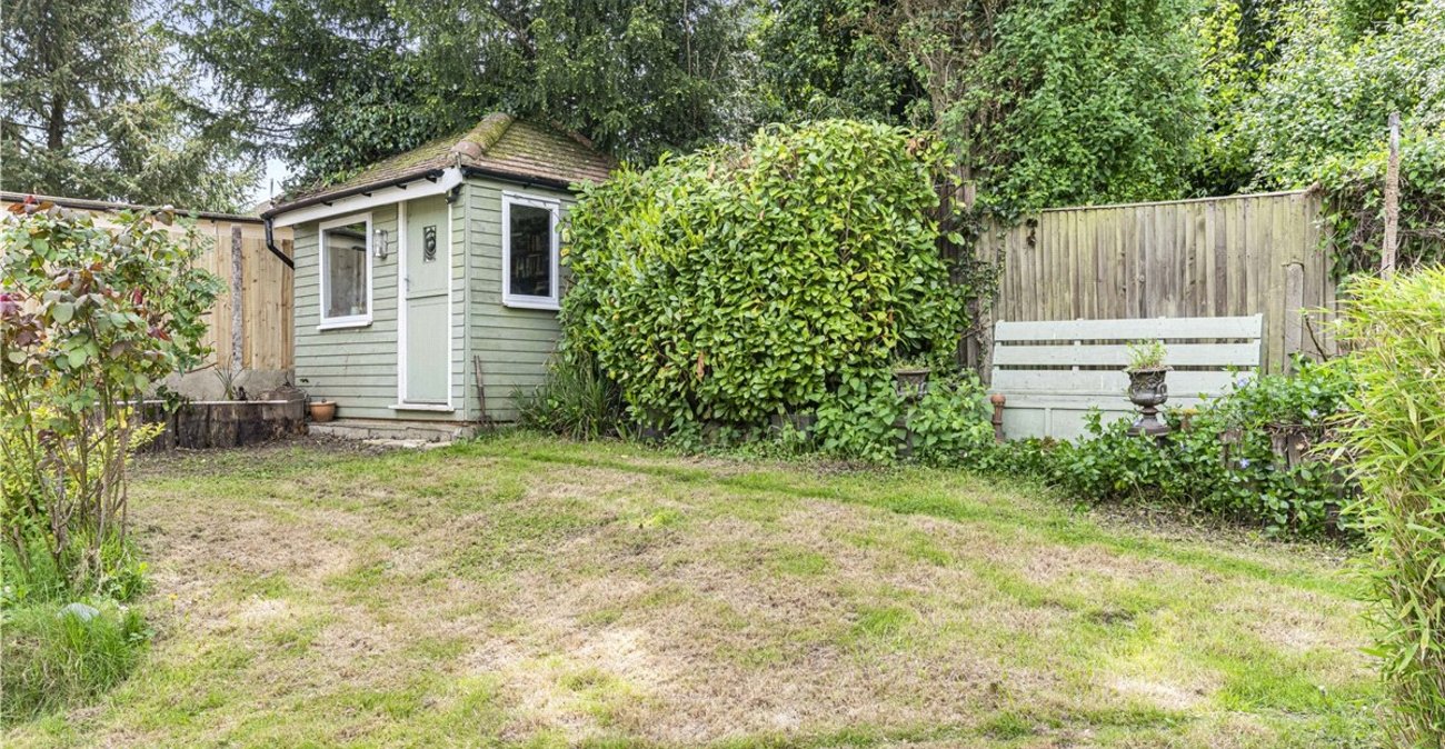 4 bedroom bungalow for sale in Cudham | Robinson Jackson