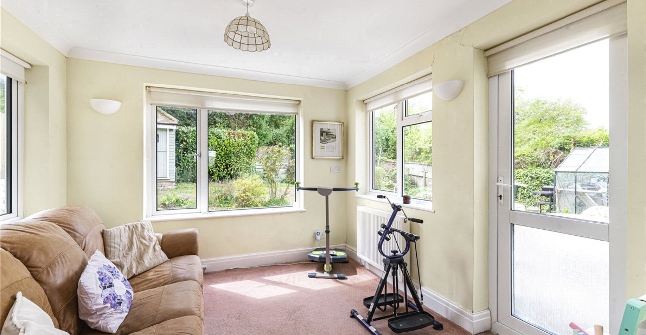 4 bedroom bungalow for sale in Cudham | Robinson Jackson