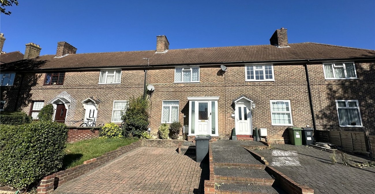 3 bedroom house for sale in Bromley | Robinson Jackson