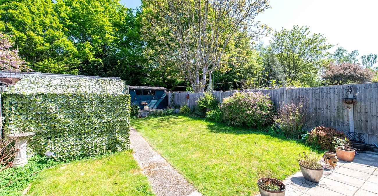 3 bedroom house for sale in Istead Rise | Robinson Michael & Jackson