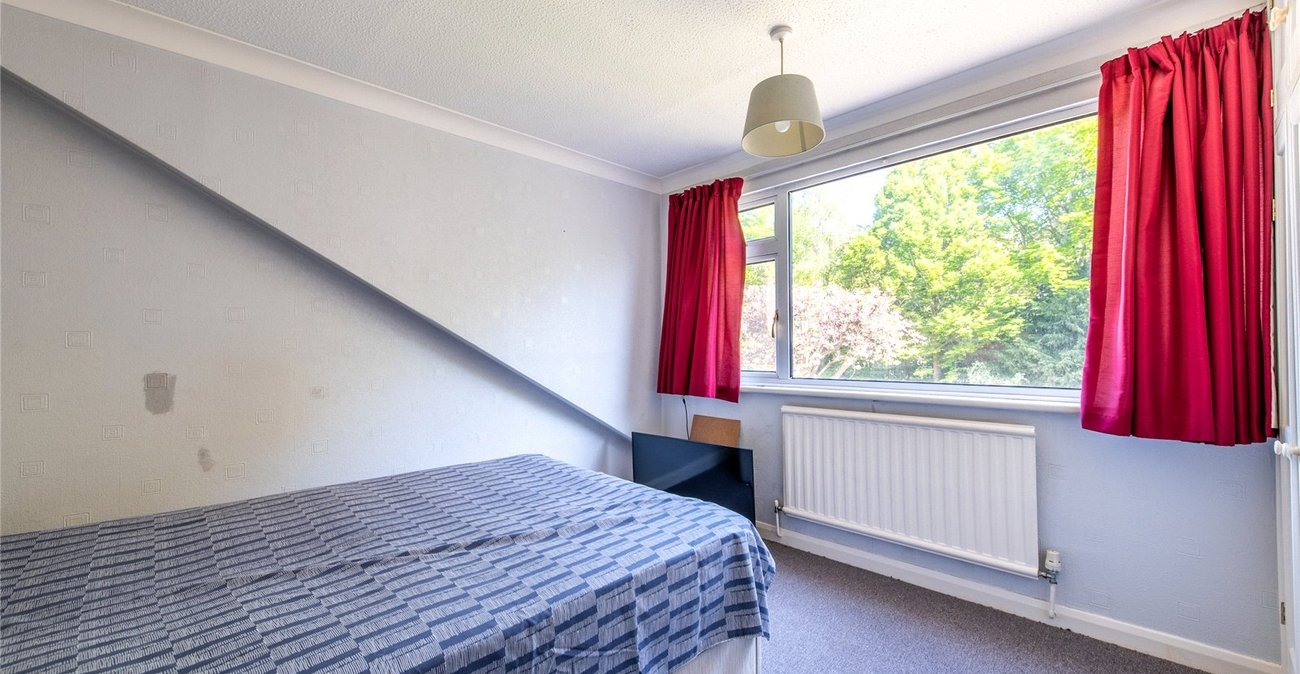3 bedroom house for sale in Istead Rise | Robinson Michael & Jackson