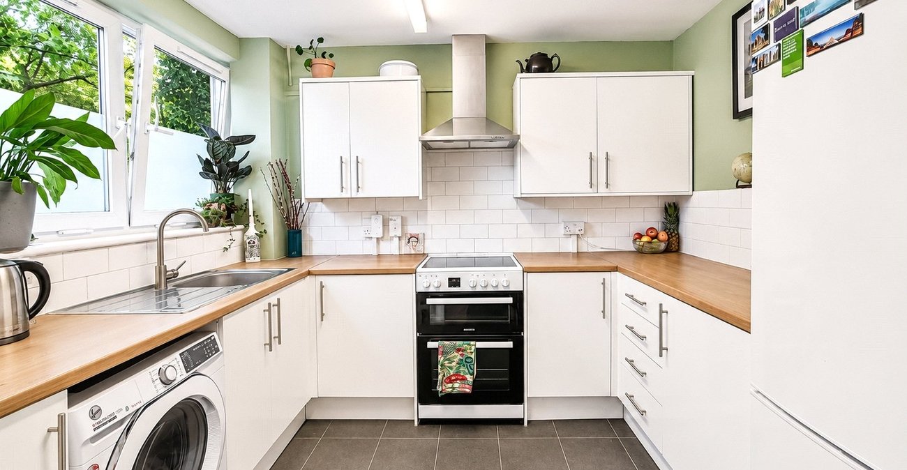 2 bedroom property for sale in Nunhead | Robinson Jackson