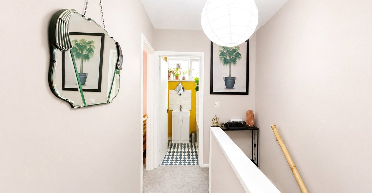 2 bedroom property for sale in Nunhead | Robinson Jackson
