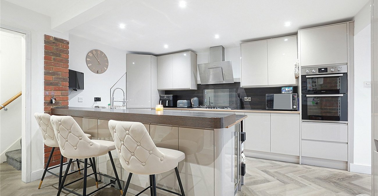 3 bedroom house for sale in Rochester | Robinson Michael & Jackson