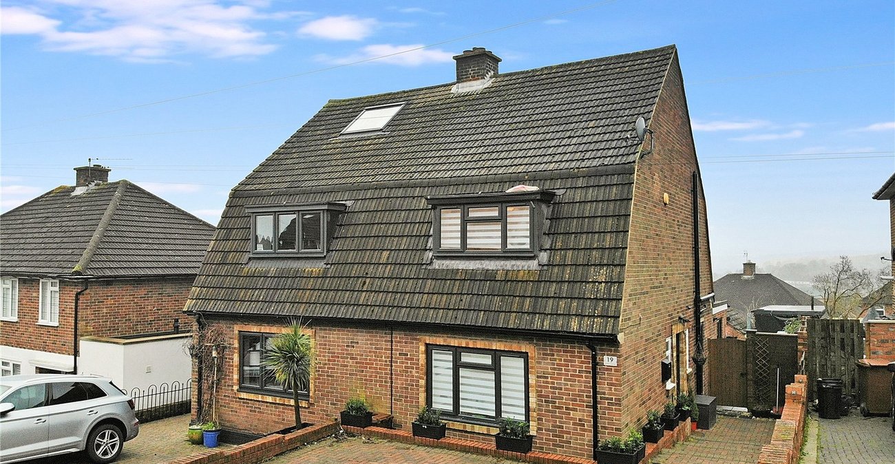 3 bedroom house for sale in Rochester | Robinson Michael & Jackson