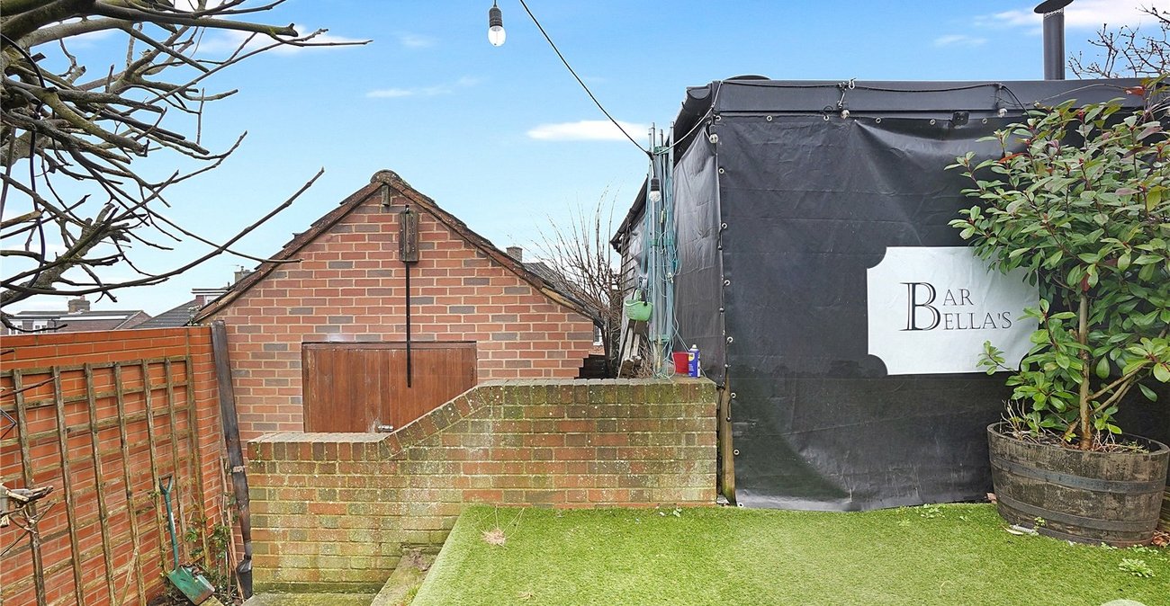 3 bedroom house for sale in Rochester | Robinson Michael & Jackson