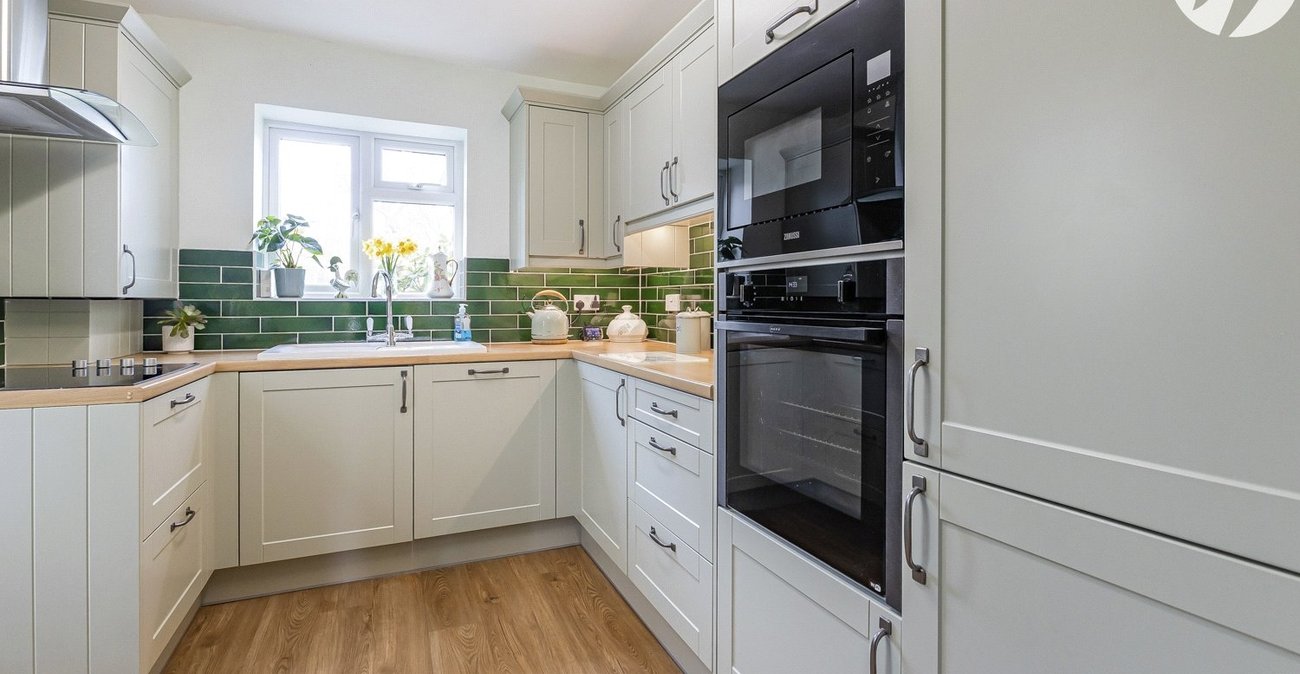 3 bedroom house for sale in Strood | Robinson Michael & Jackson