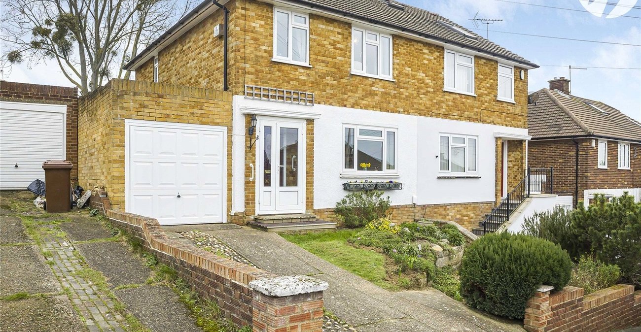 3 bedroom house for sale in Strood | Robinson Michael & Jackson