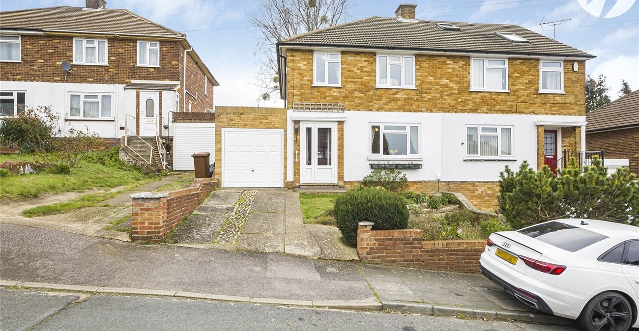 3 bedroom house for sale in Strood | Robinson Michael & Jackson