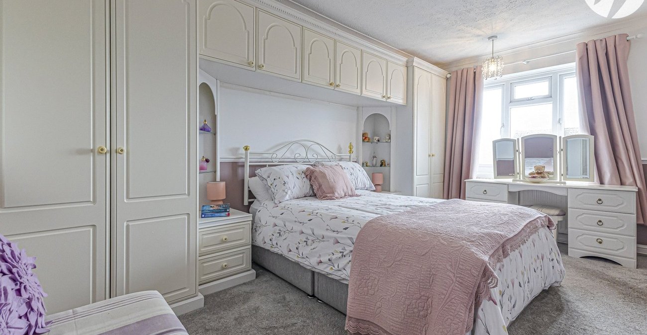 3 bedroom house for sale in Strood | Robinson Michael & Jackson