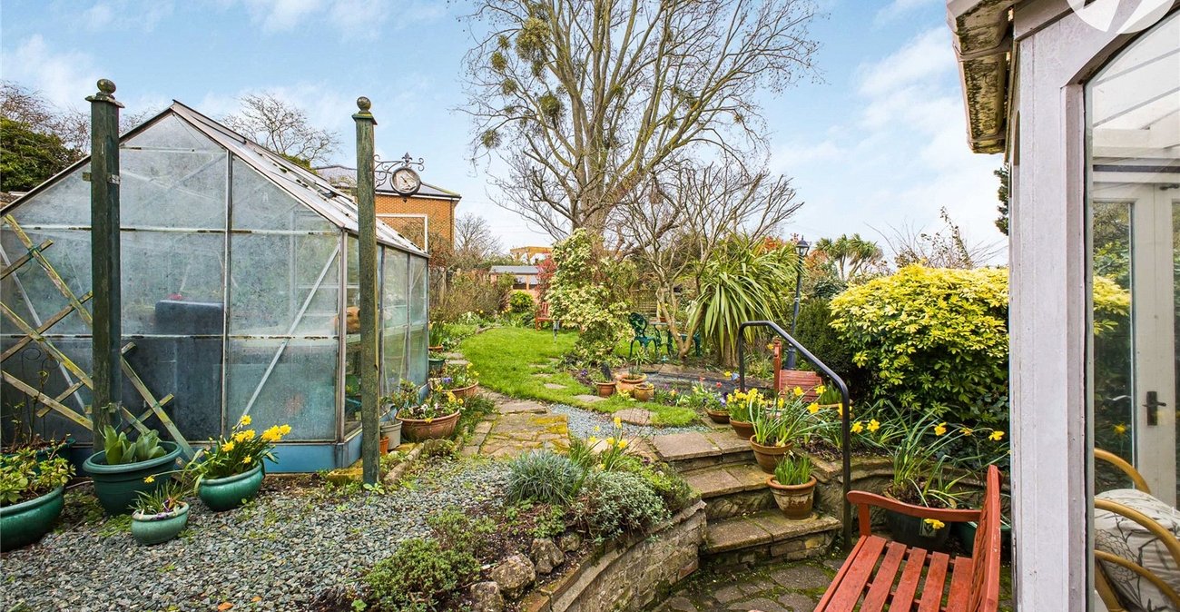 3 bedroom house for sale in Strood | Robinson Michael & Jackson