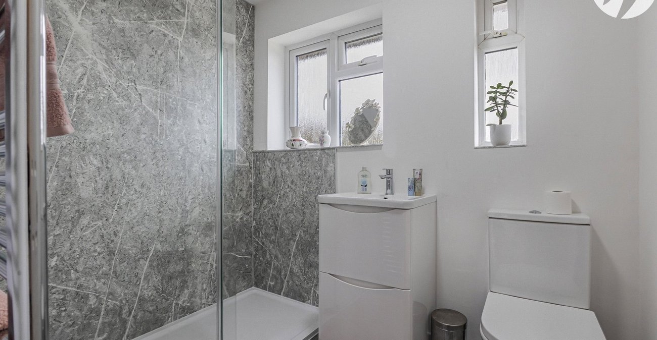 3 bedroom house for sale in Strood | Robinson Michael & Jackson