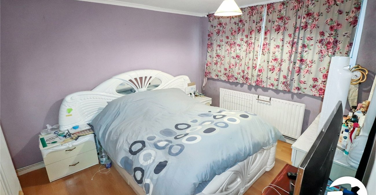 3 bedroom property for sale in Belvedere | Robinson Jackson