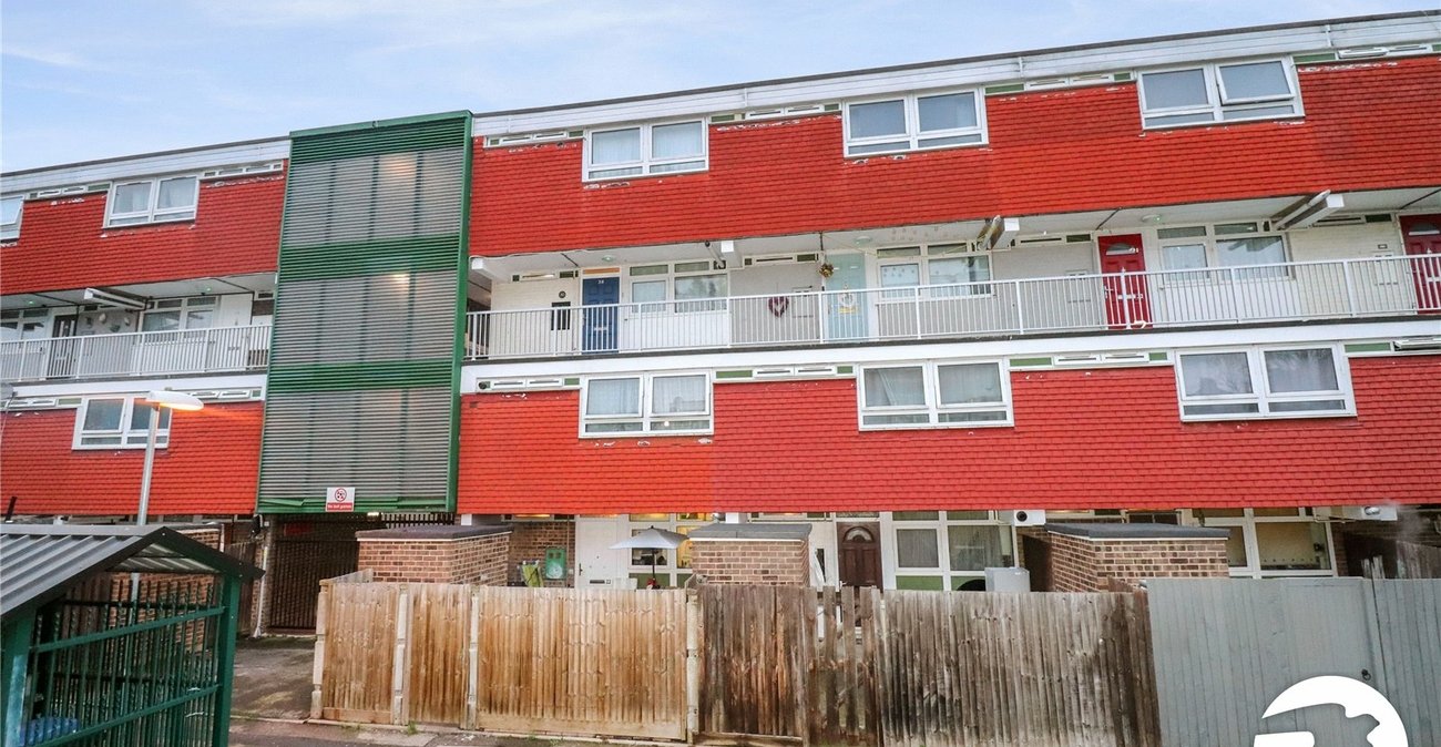 3 bedroom property for sale in Belvedere | Robinson Jackson