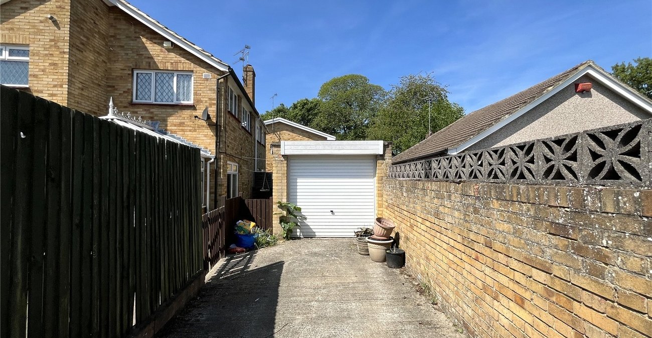 3 bedroom house for sale in Rainham | Robinson Michael & Jackson