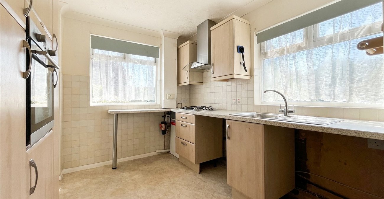 3 bedroom house for sale in Rainham | Robinson Michael & Jackson