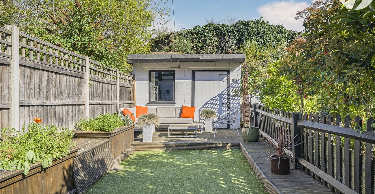 3 bedroom house for sale in Crayford | Robinson Jackson