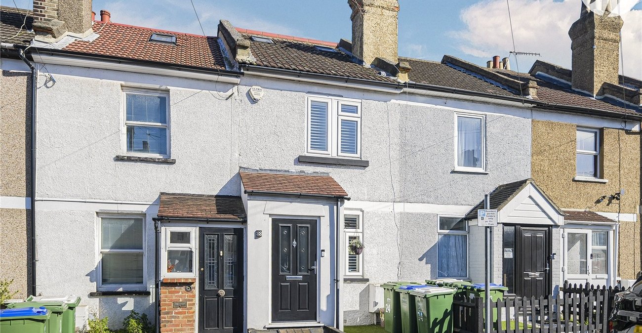 3 bedroom house for sale in Crayford | Robinson Jackson