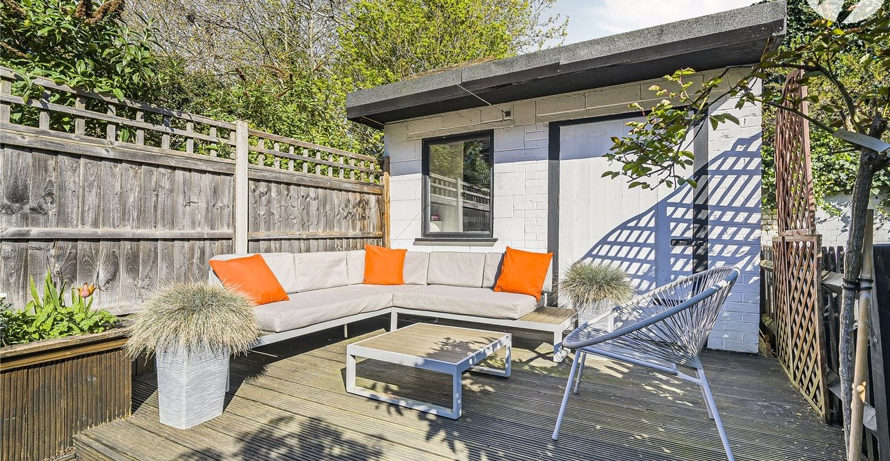 3 bedroom house for sale in Crayford | Robinson Jackson