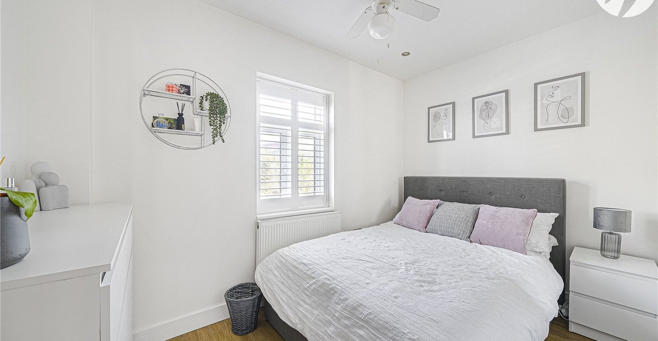 3 bedroom house for sale in Crayford | Robinson Jackson