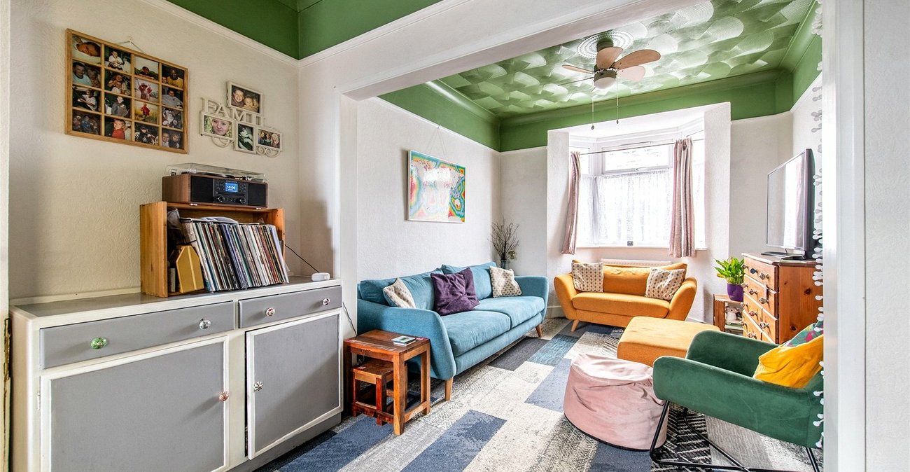 3 bedroom house for sale in Northfleet | Robinson Michael & Jackson