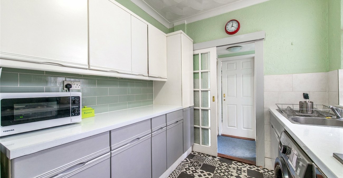 3 bedroom house for sale in Northfleet | Robinson Michael & Jackson