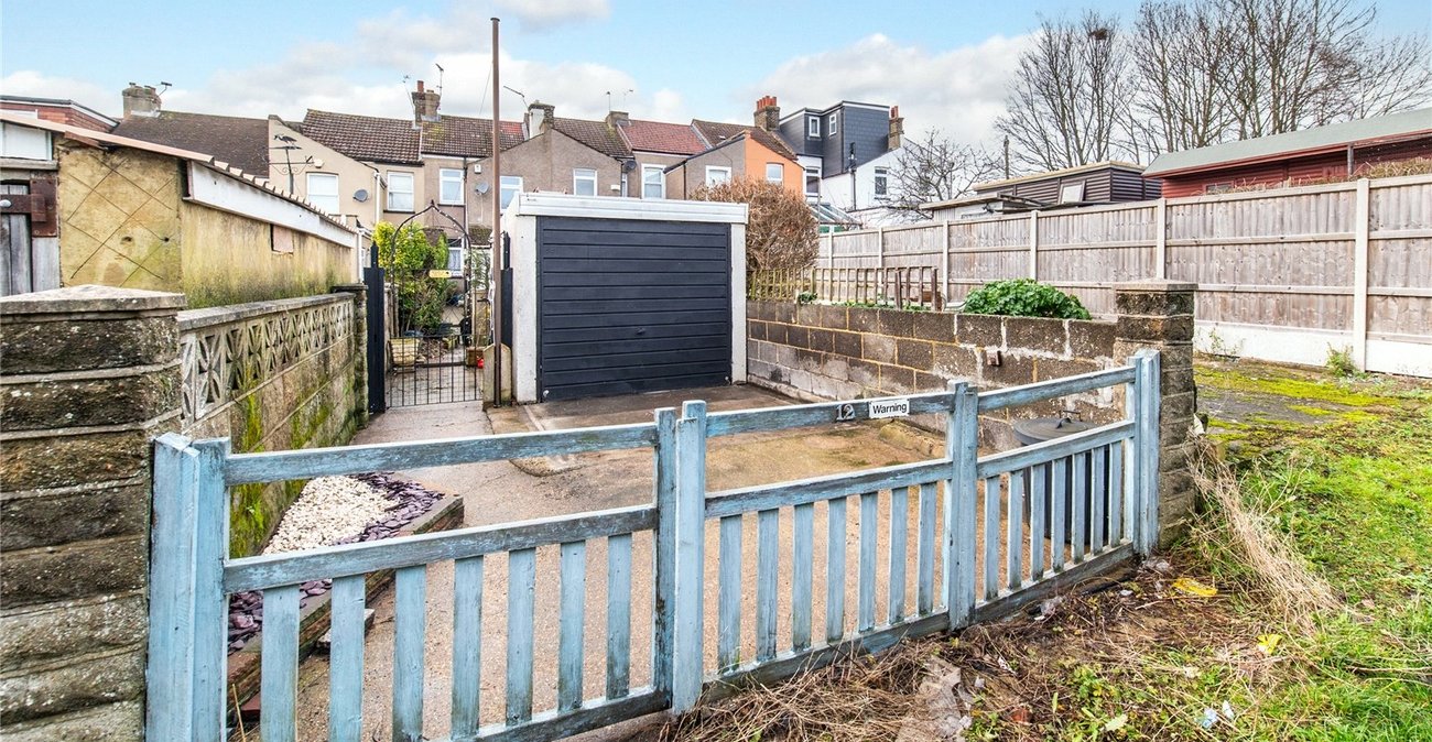 3 bedroom house for sale in Northfleet | Robinson Michael & Jackson