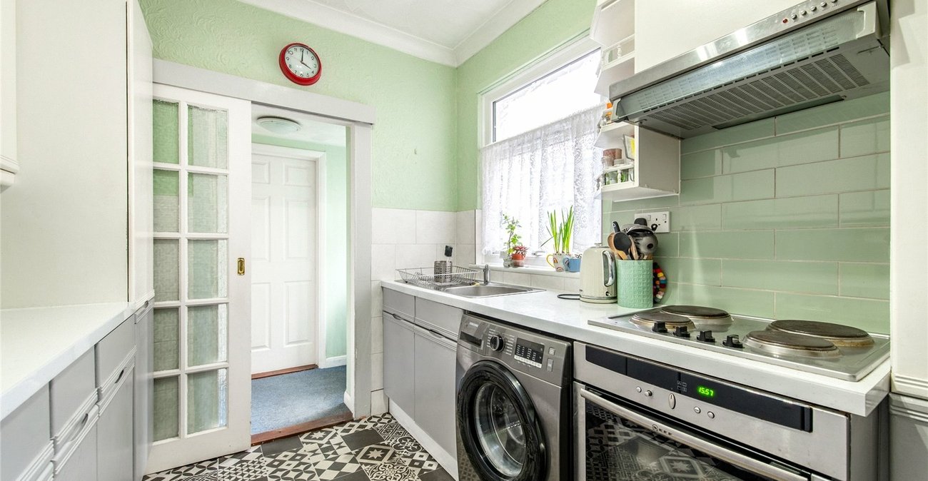 3 bedroom house for sale in Northfleet | Robinson Michael & Jackson