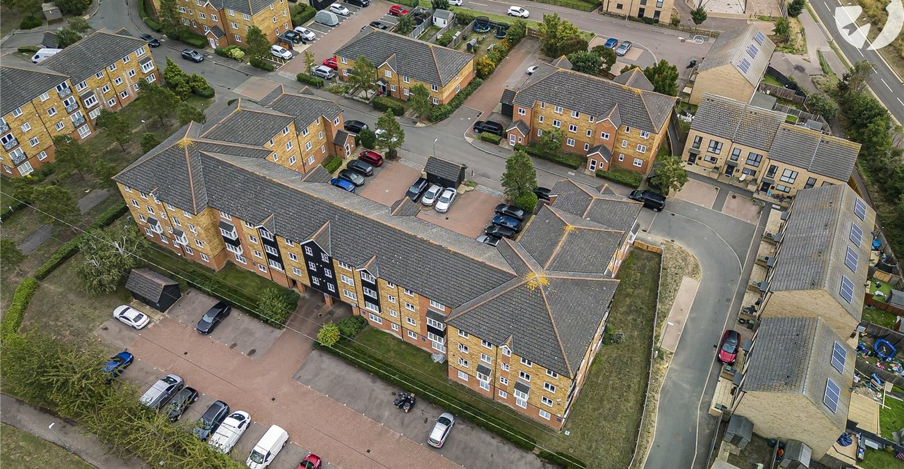 2 bedroom property for sale in Dartford | Robinson Jackson