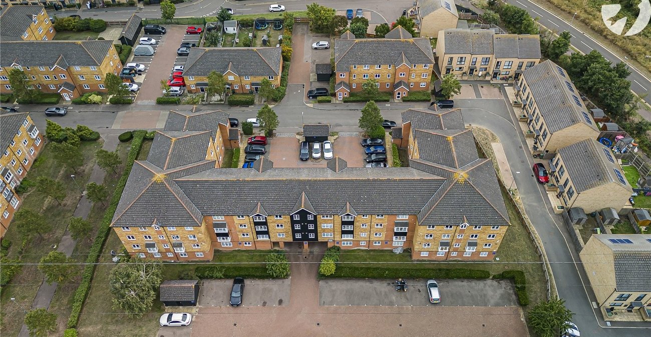 2 bedroom property for sale in Dartford | Robinson Jackson