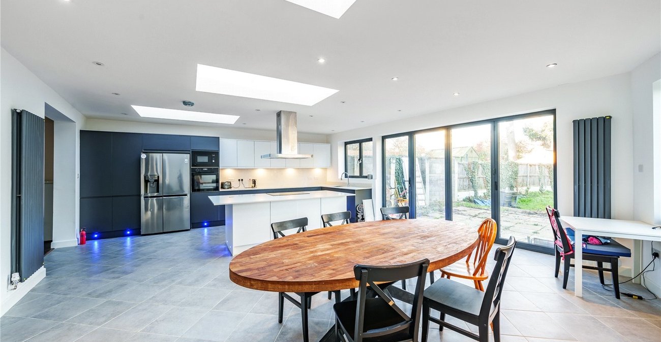 6 bedroom house for sale in London | Robinson Jackson