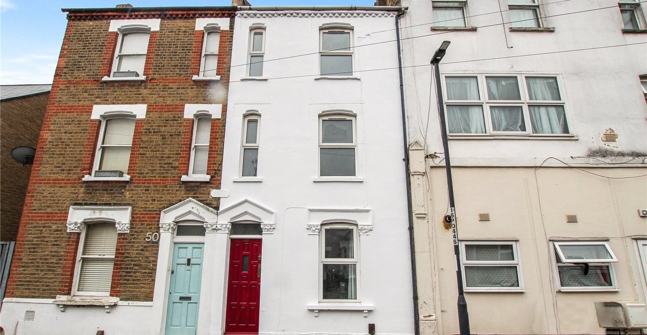 1 bedroom house for sale in Plumstead | Robinson Jackson