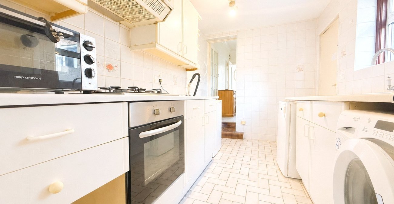 2 bedroom house for sale in Plumstead | Robinson Jackson