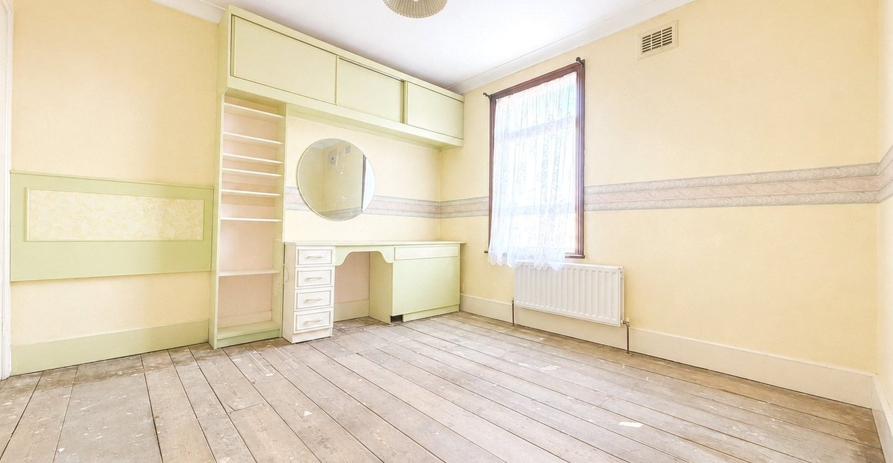 2 bedroom house for sale in Plumstead | Robinson Jackson