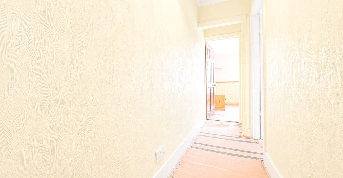 2 bedroom house for sale in Plumstead | Robinson Jackson
