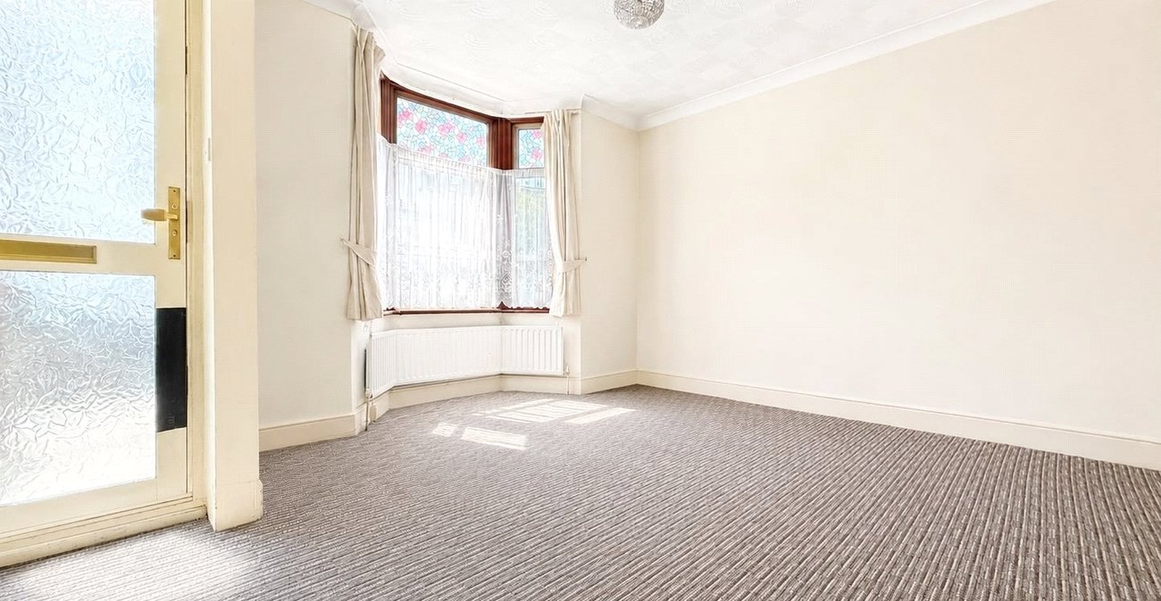 2 bedroom house for sale in Plumstead | Robinson Jackson