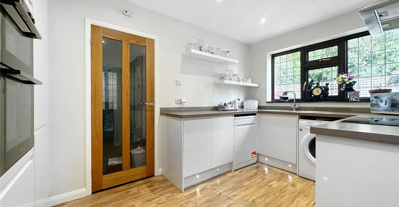 3 bedroom property for sale in Gillingham | Robinson Michael & Jackson