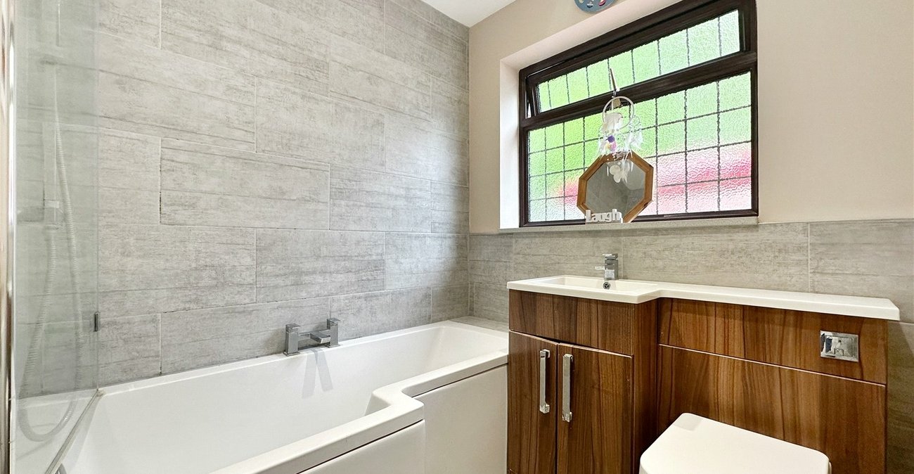 3 bedroom property for sale in Gillingham | Robinson Michael & Jackson