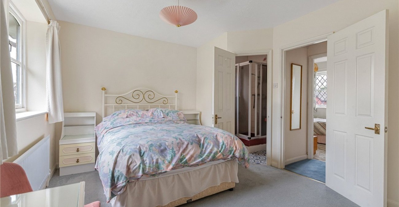 4 bedroom house for sale in South Orpington | Robinson Jackson