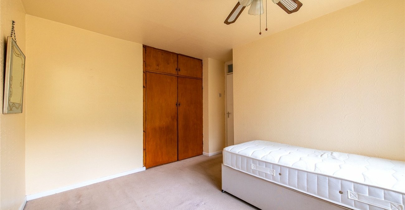 3 bedroom house for sale in Northfleet | Robinson Michael & Jackson