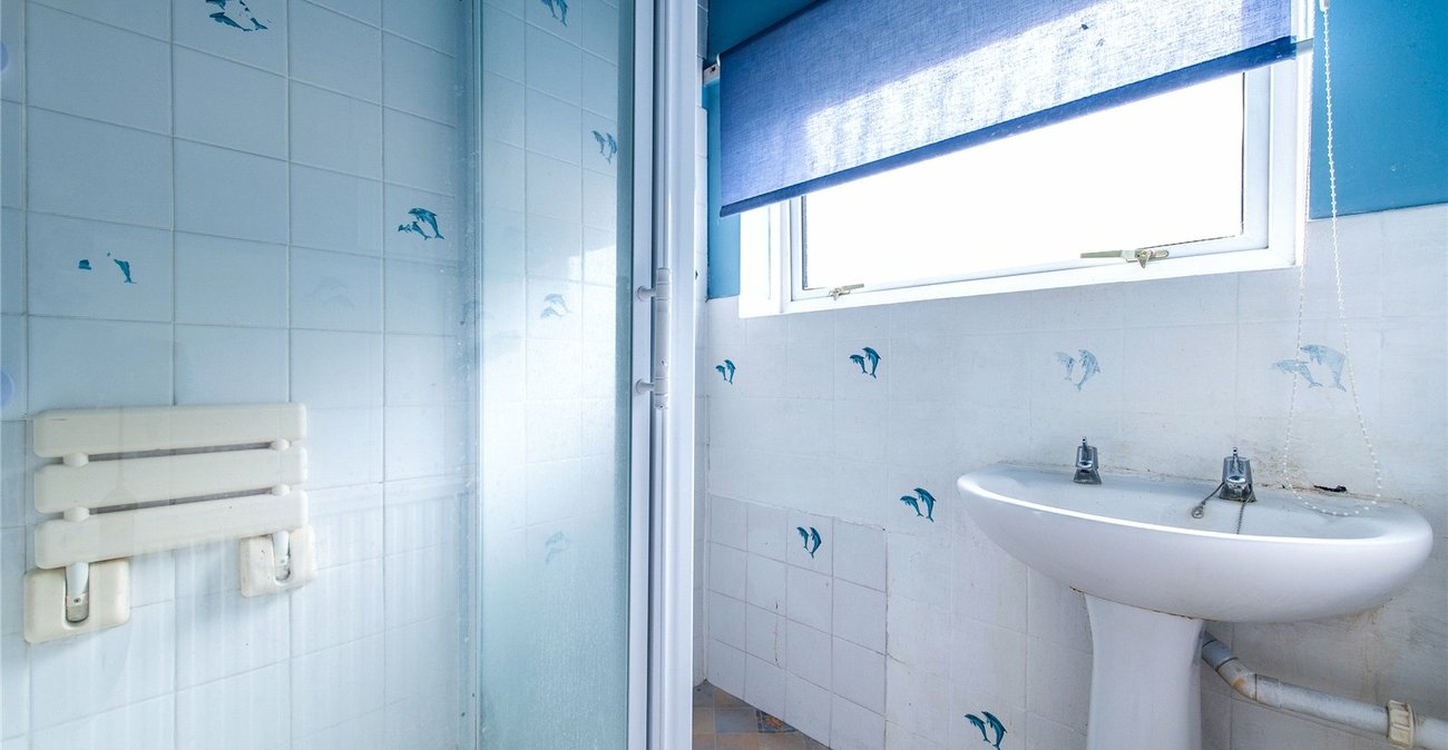 3 bedroom house for sale in Northfleet | Robinson Michael & Jackson