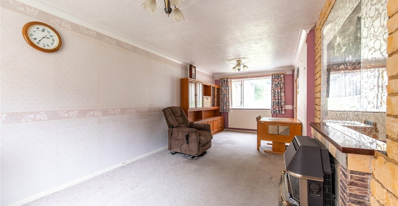 3 bedroom house for sale in Northfleet | Robinson Michael & Jackson