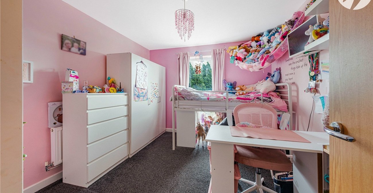 2 bedroom property for sale in Dartford | Robinson Jackson